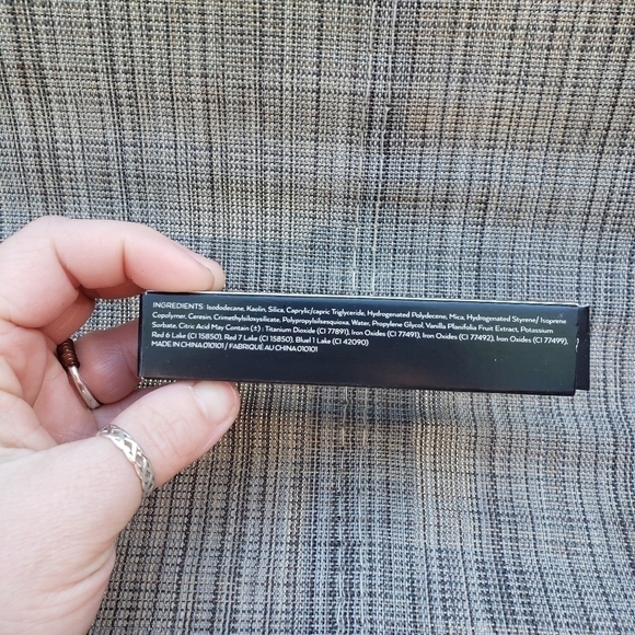 ❤️nib V Kosmetik Velvet Liquid Lipstick - Picture 4 of 7